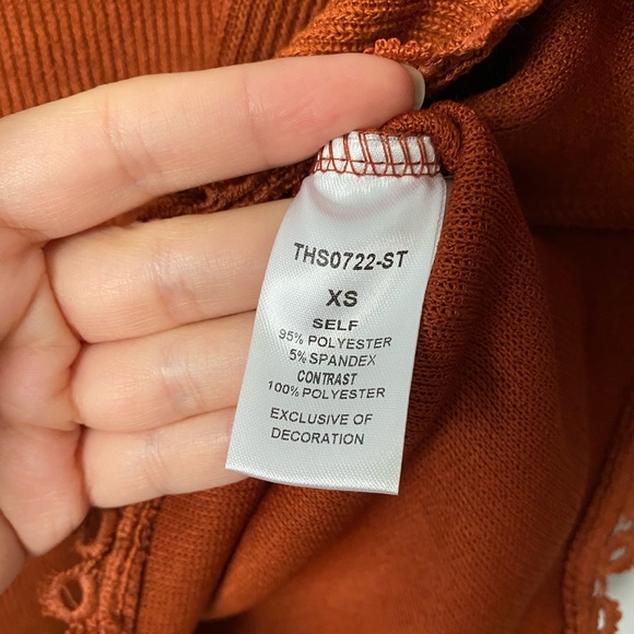 Roolee Cordero Puff Sleeve Blouse - Picture 6 of 6